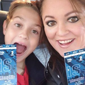 Meet your Posher, Whitney